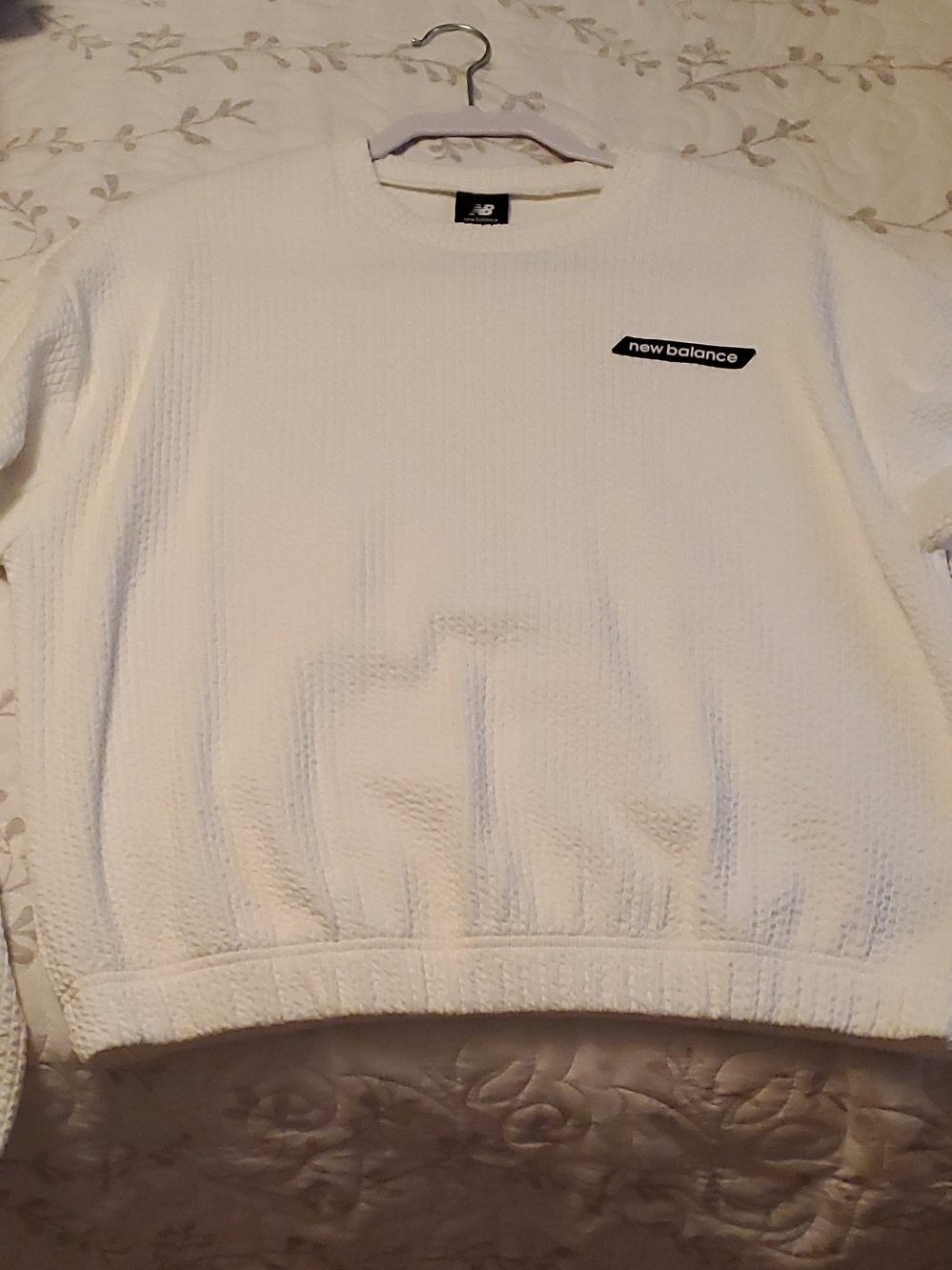 New Balance Women's Off-White Textured Crewneck Sweatshirt